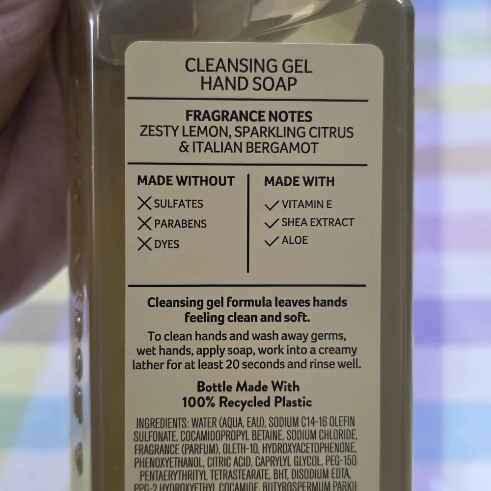 Bath & Body Works Hand Champagne Toast and Kitchen Lemon Gel Hand Soap Set NEW